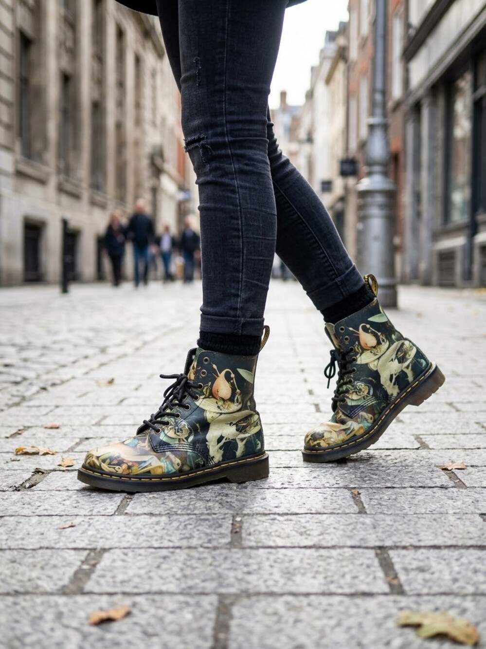 Dr. Martens Pascal 8-Eye Boots Bosch The Garden of Earthly Delights Sz 10 US